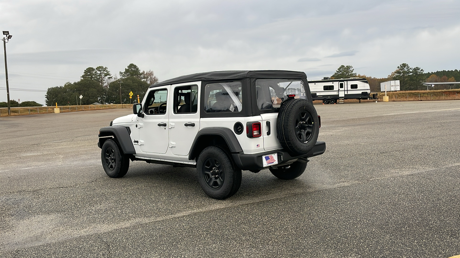 2025 Jeep Wrangler Sport 3