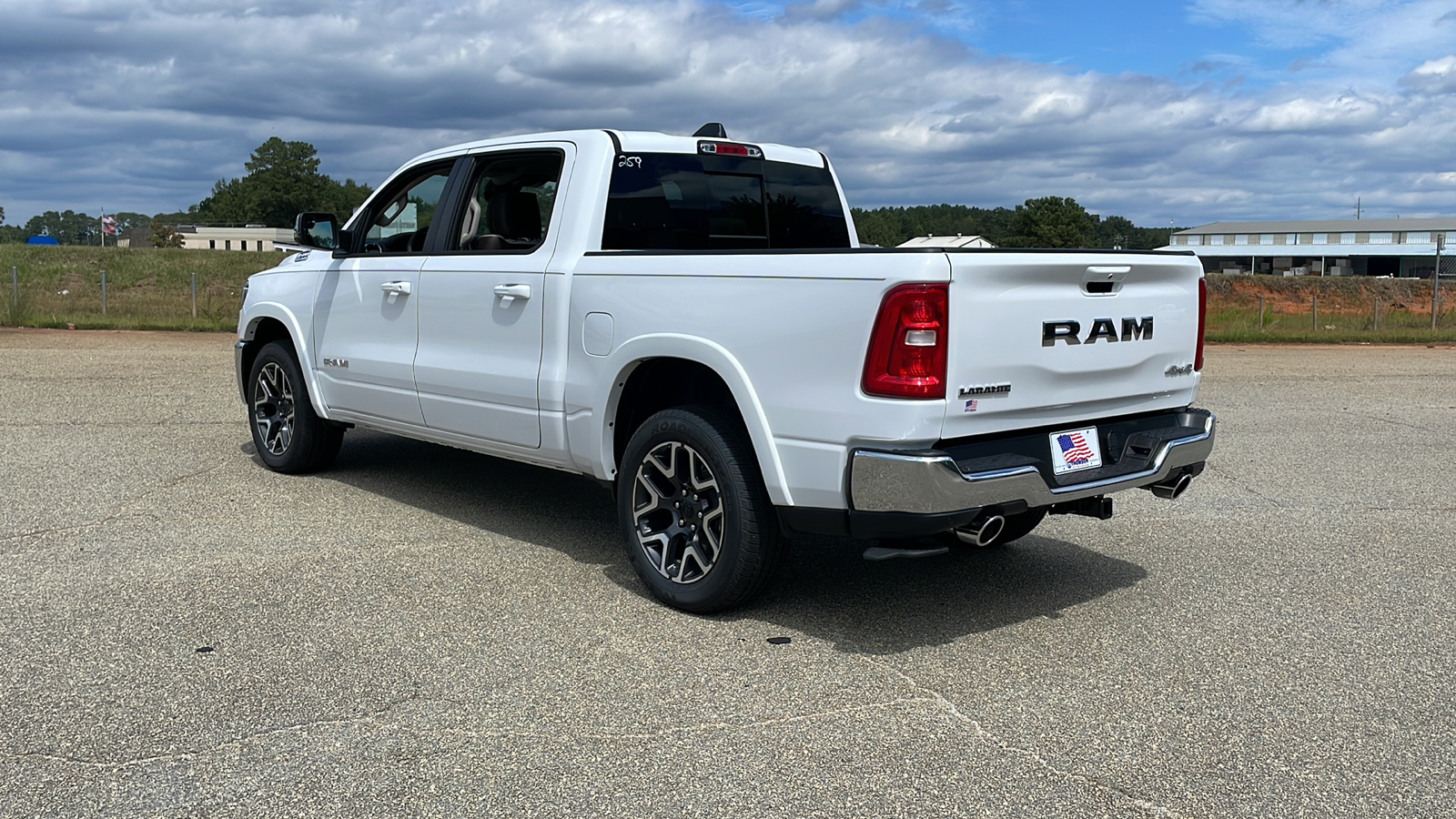 2025 Ram 1500 Laramie 3