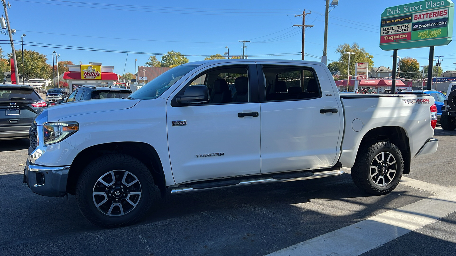 2018 Toyota Tundra SR5 4