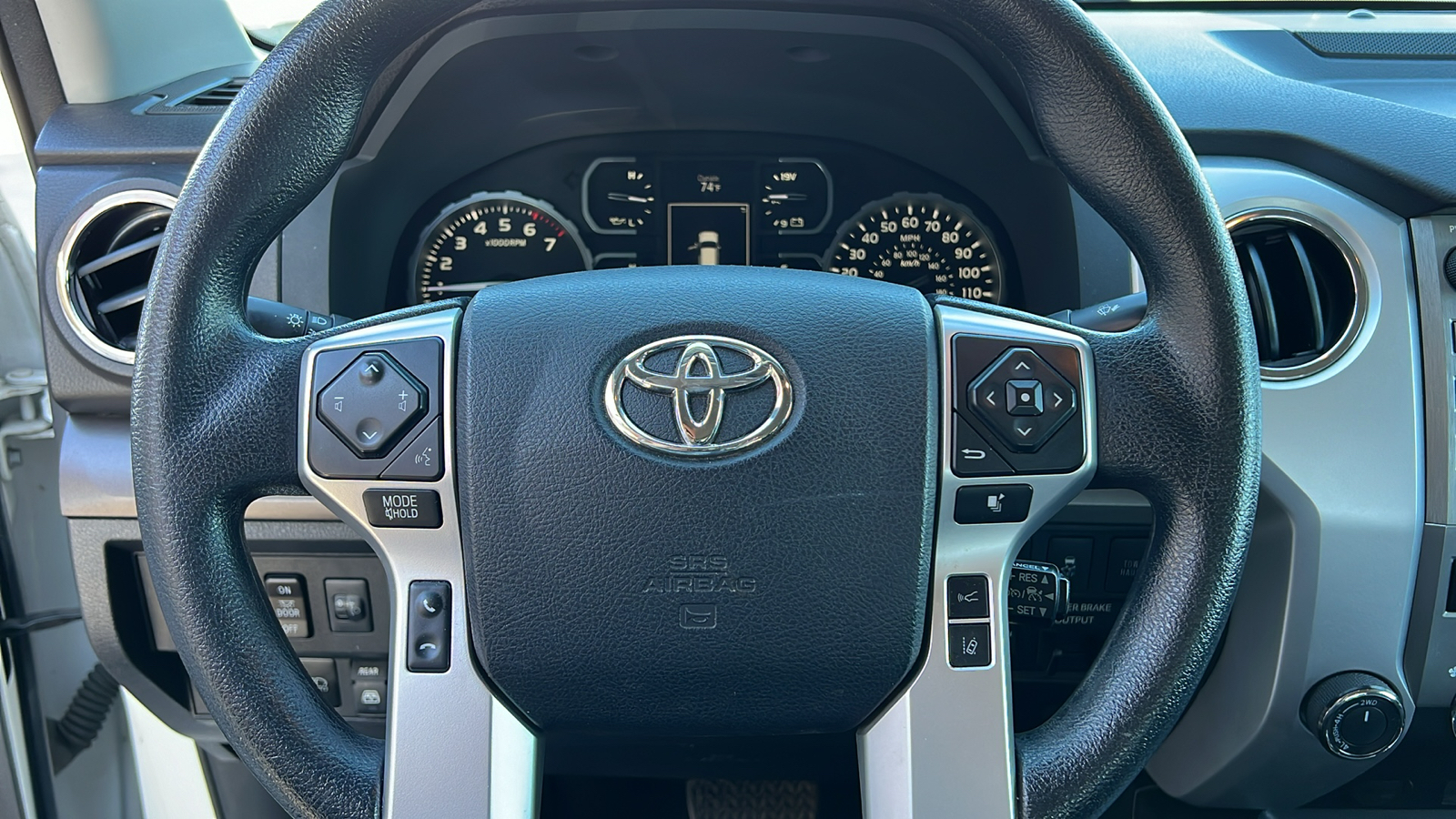 2018 Toyota Tundra SR5 15