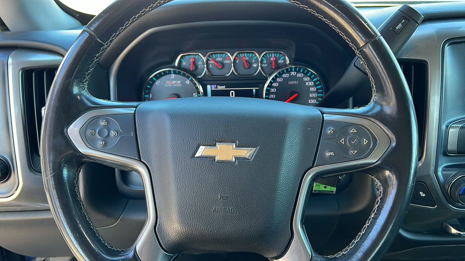 2018 Chevrolet Silverado 1500 LT 16