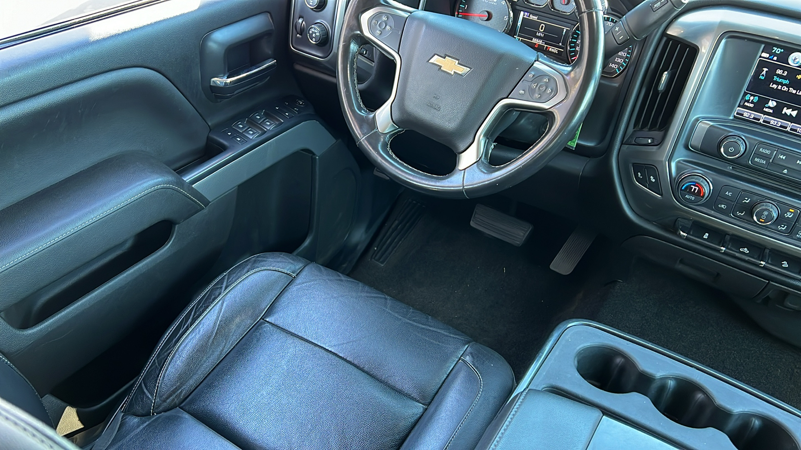 2018 Chevrolet Silverado 1500 LT 27