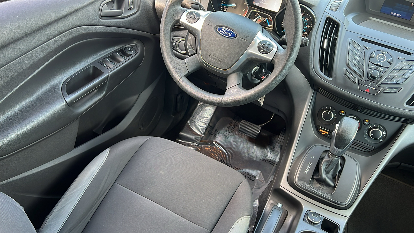 2015 Ford Escape S 27