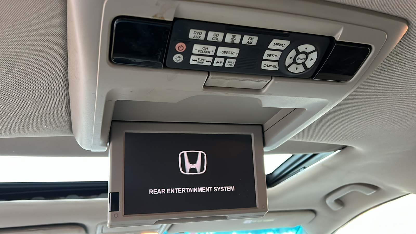 2012 Honda Odyssey EX-L 33