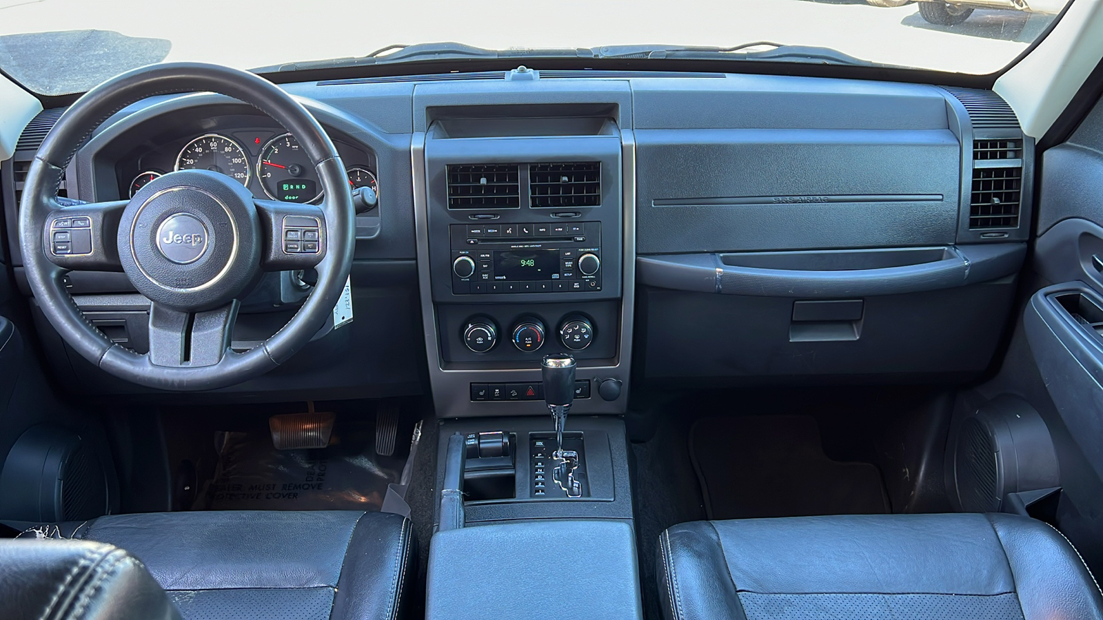 2012 Jeep Liberty Sport 23