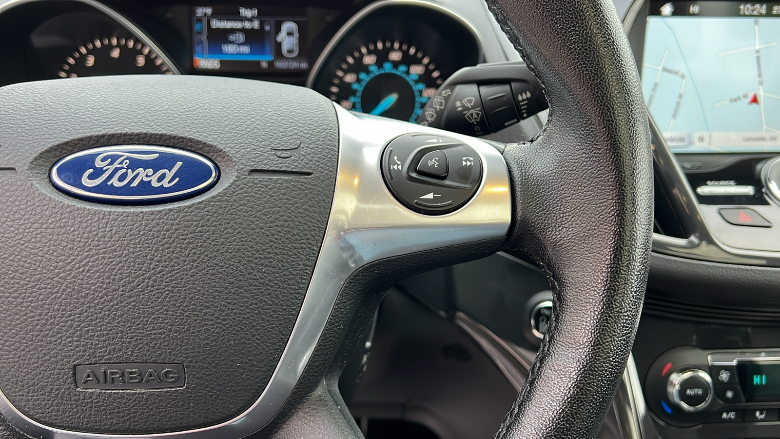 2016 Ford Escape Titanium 17