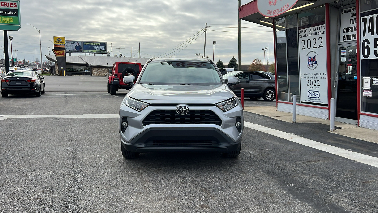 2021 Toyota RAV4 XLE 2