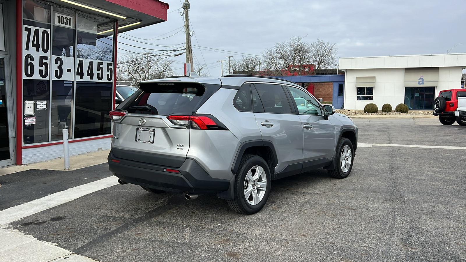 2021 Toyota RAV4 XLE 8