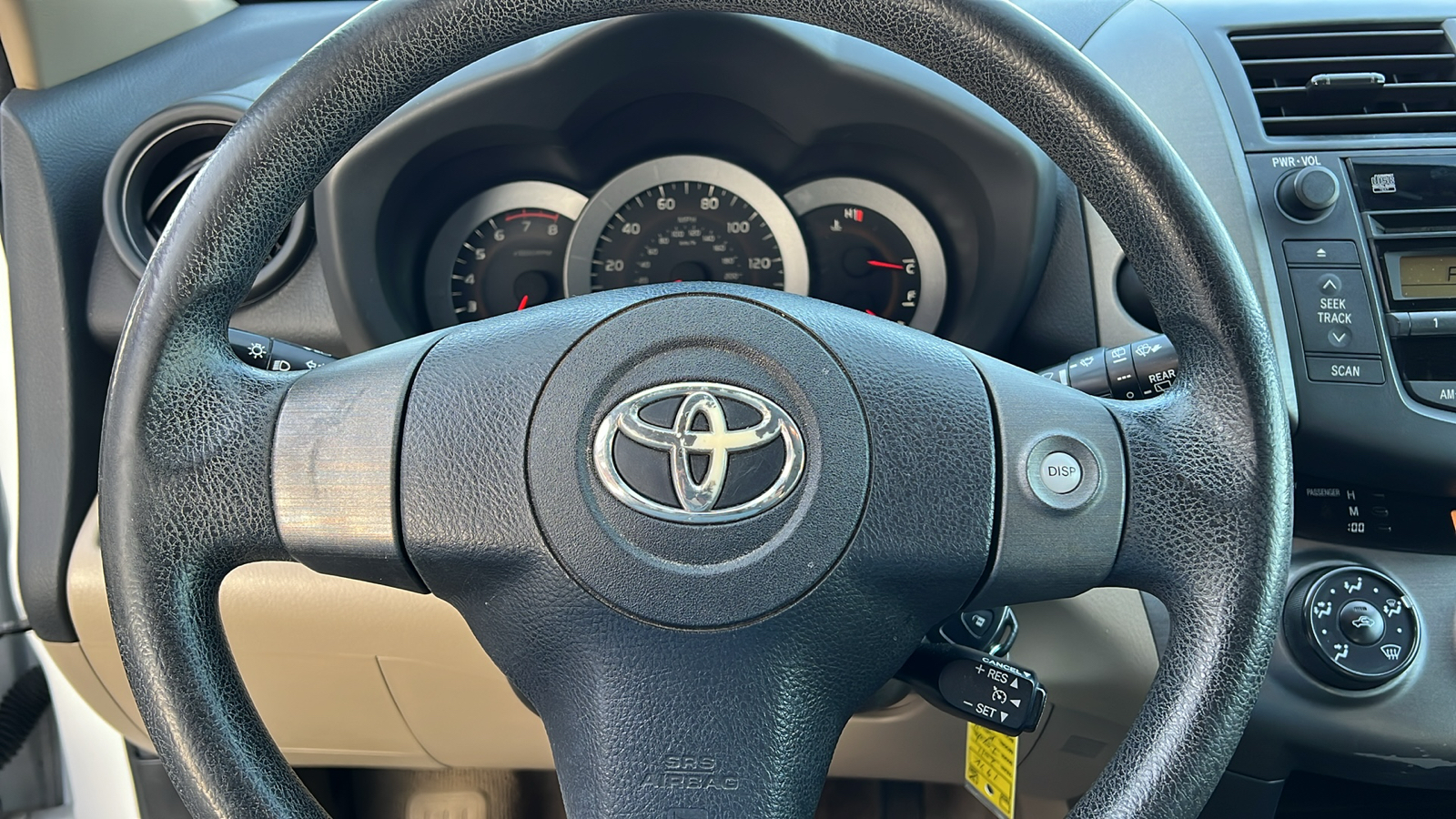 2011 Toyota RAV4 Base 15