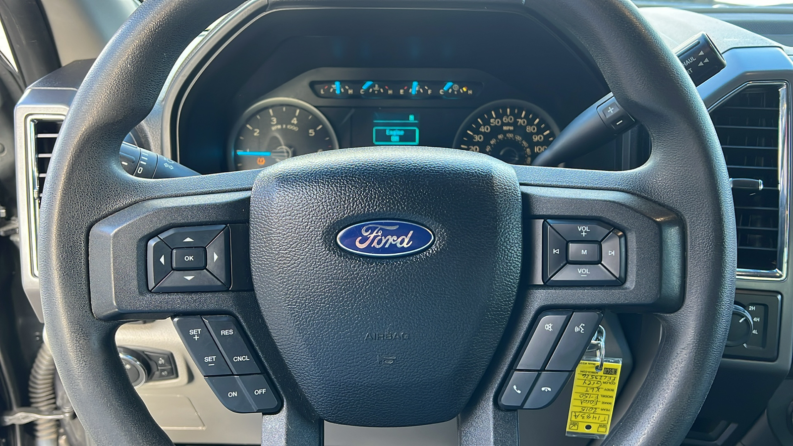 2015 Ford F-150 XL 15