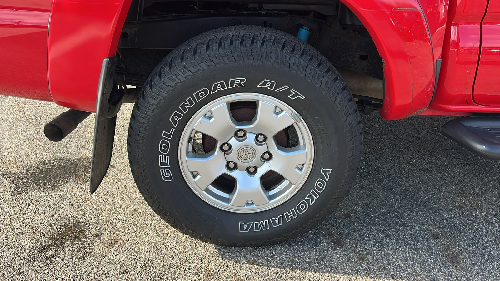 2006 Toyota Tacoma PreRunner V6 10