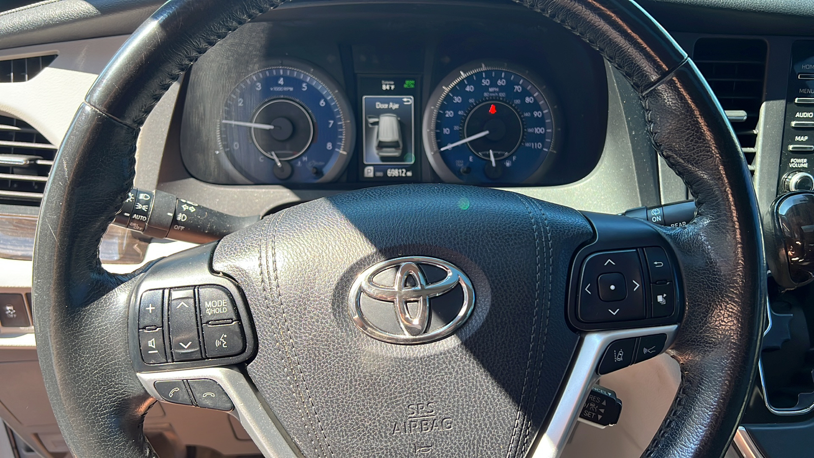 2018 Toyota Sienna XLE Auto Access Seat 16