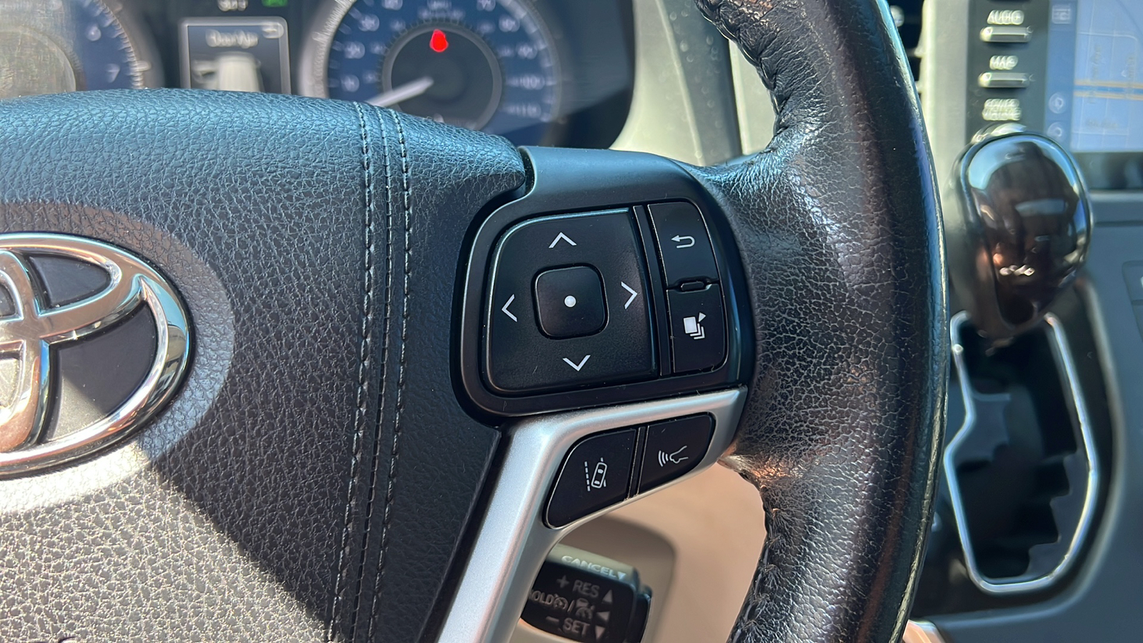 2018 Toyota Sienna XLE Auto Access Seat 18