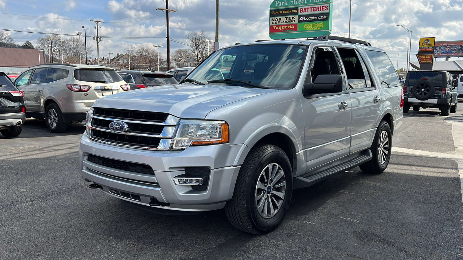 2016 Ford Expedition XLT 4x4 4dr SUV 4
