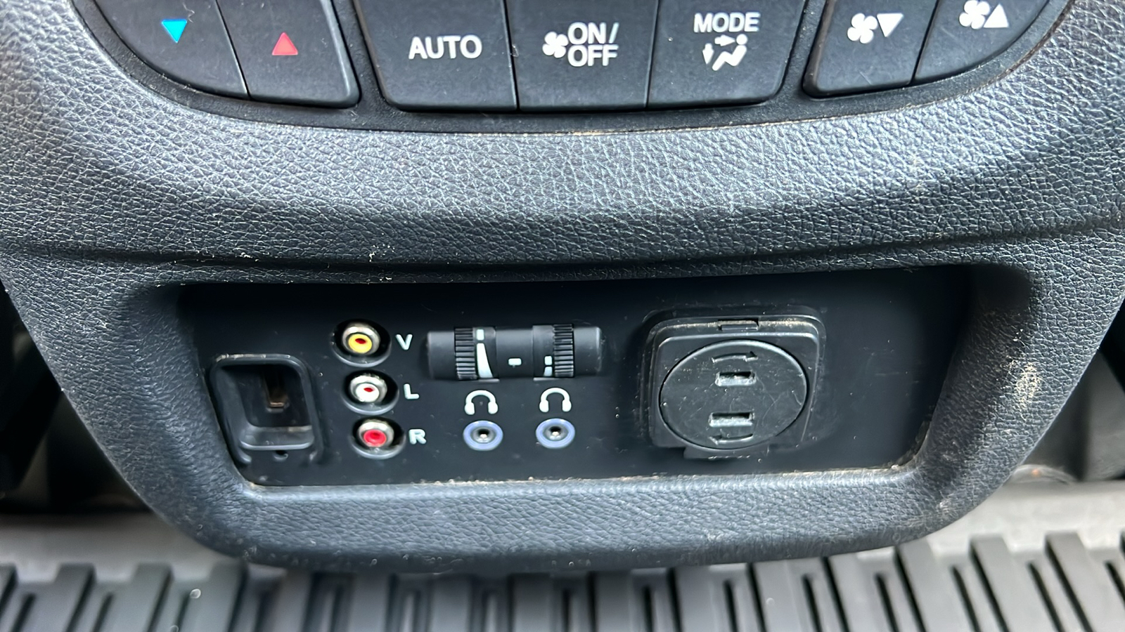 2018 Honda Pilot EX L w/RES AWD 4dr SUV 35