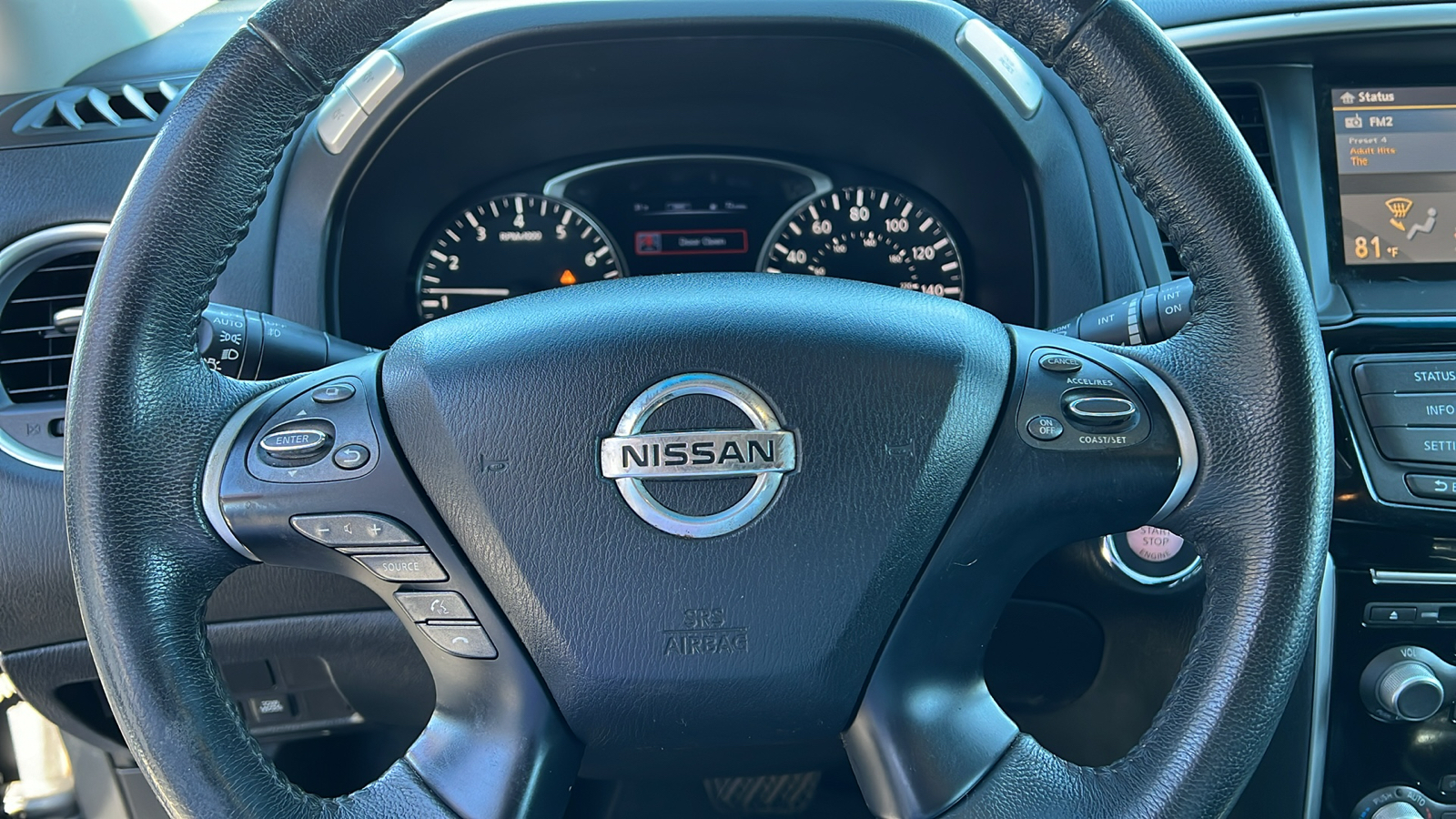 2015 Nissan Pathfinder SV 4x4 4dr SUV 17
