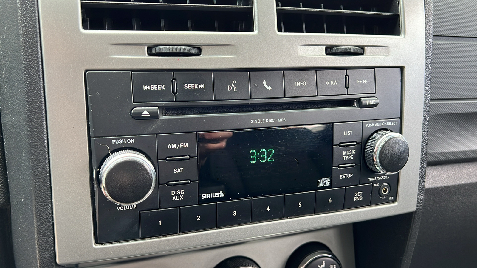 2011 Dodge Nitro Heat 4x4 4dr SUV 16