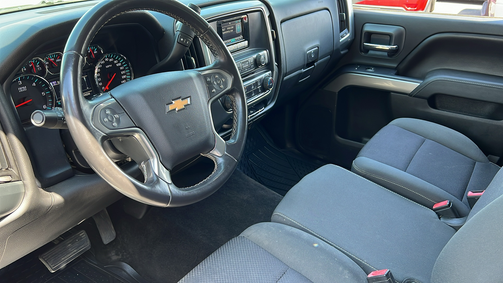 2015 Chevrolet Silverado 1500 LT 4x4 4dr Double Cab 6.5 ft. SB 24