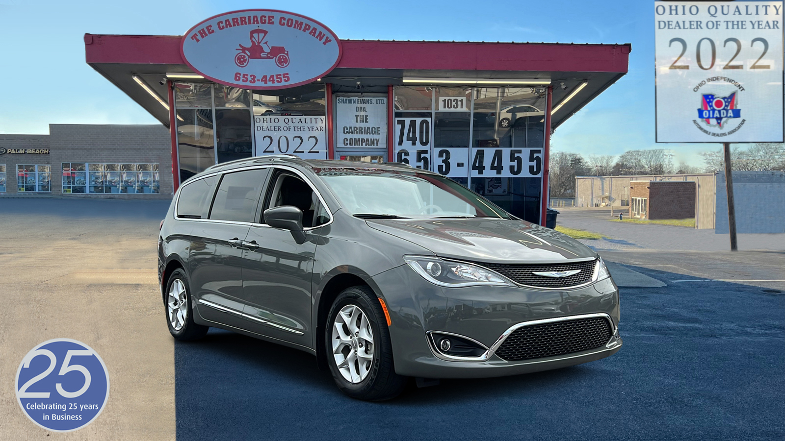 2020 Chrysler Pacifica Touring L 4dr Mini Van 1