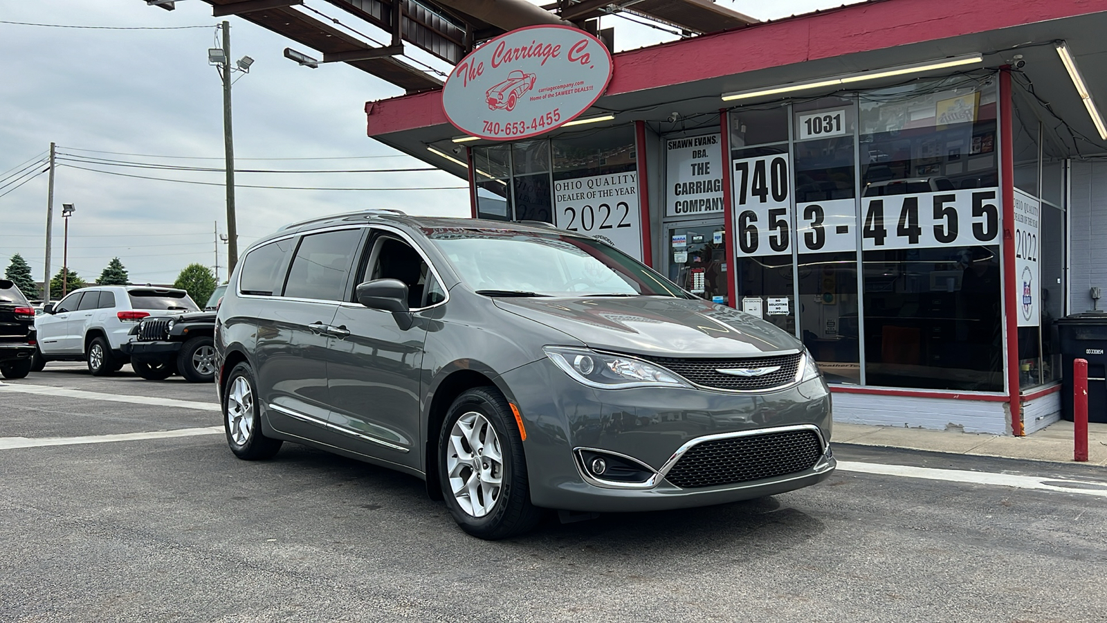 2020 Chrysler Pacifica Touring L 4dr Mini Van 2