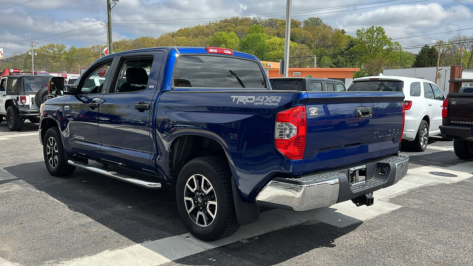 2014 Toyota Tundra SR5 4x4 4dr CrewMax Cab Pickup SB (5.7L V8 FFV) 6