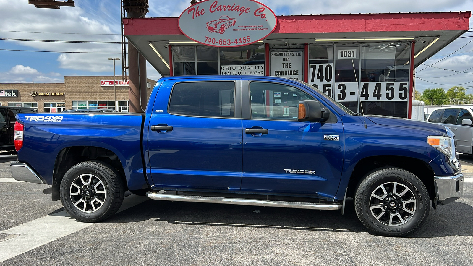 2014 Toyota Tundra SR5 4x4 4dr CrewMax Cab Pickup SB (5.7L V8 FFV) 10