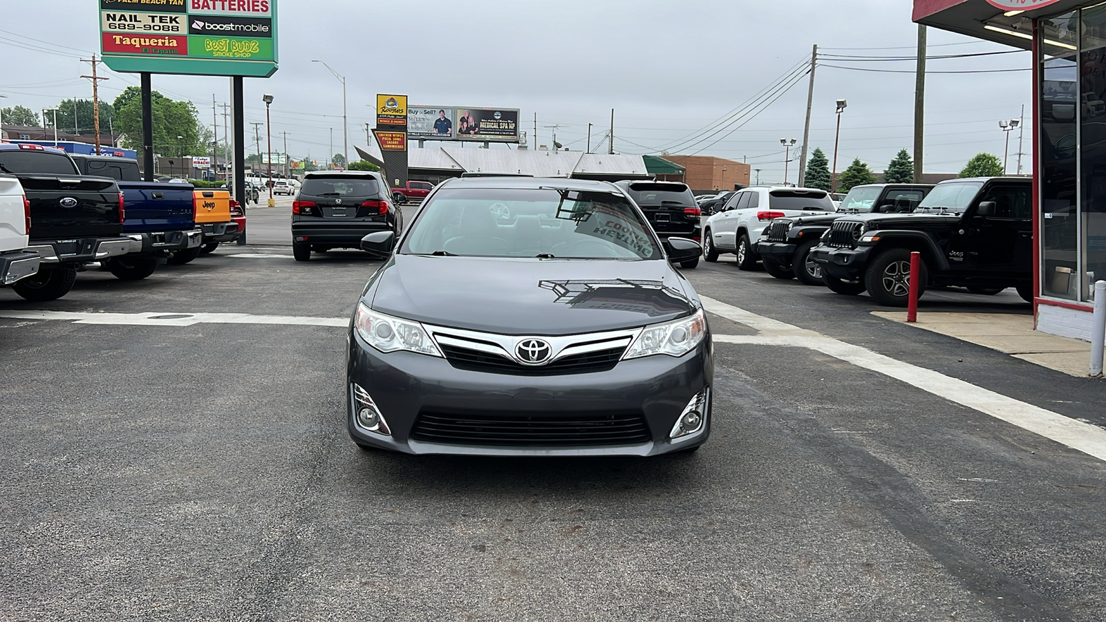 2012 Toyota Camry XLE 4dr Sedan 3