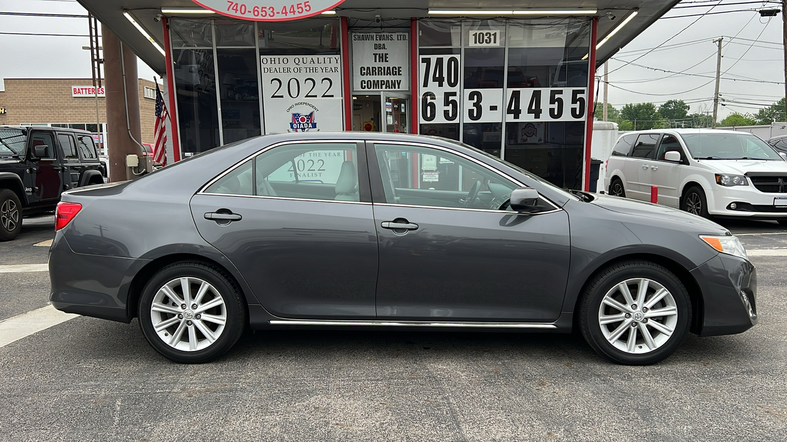 2012 Toyota Camry XLE 4dr Sedan 10