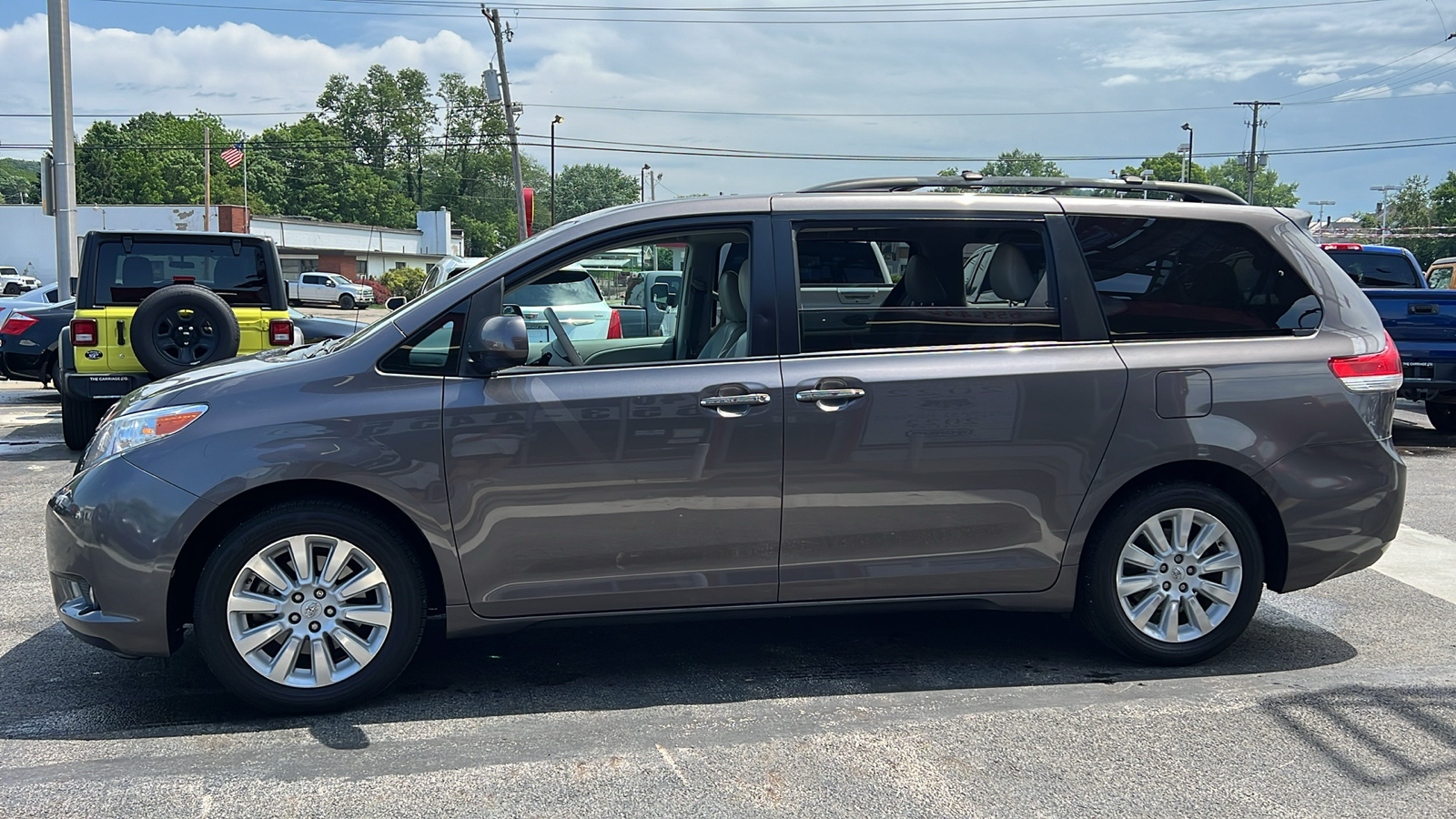 2013 Toyota Sienna Limited 7 Passenger AWD 4dr Mini Van 2