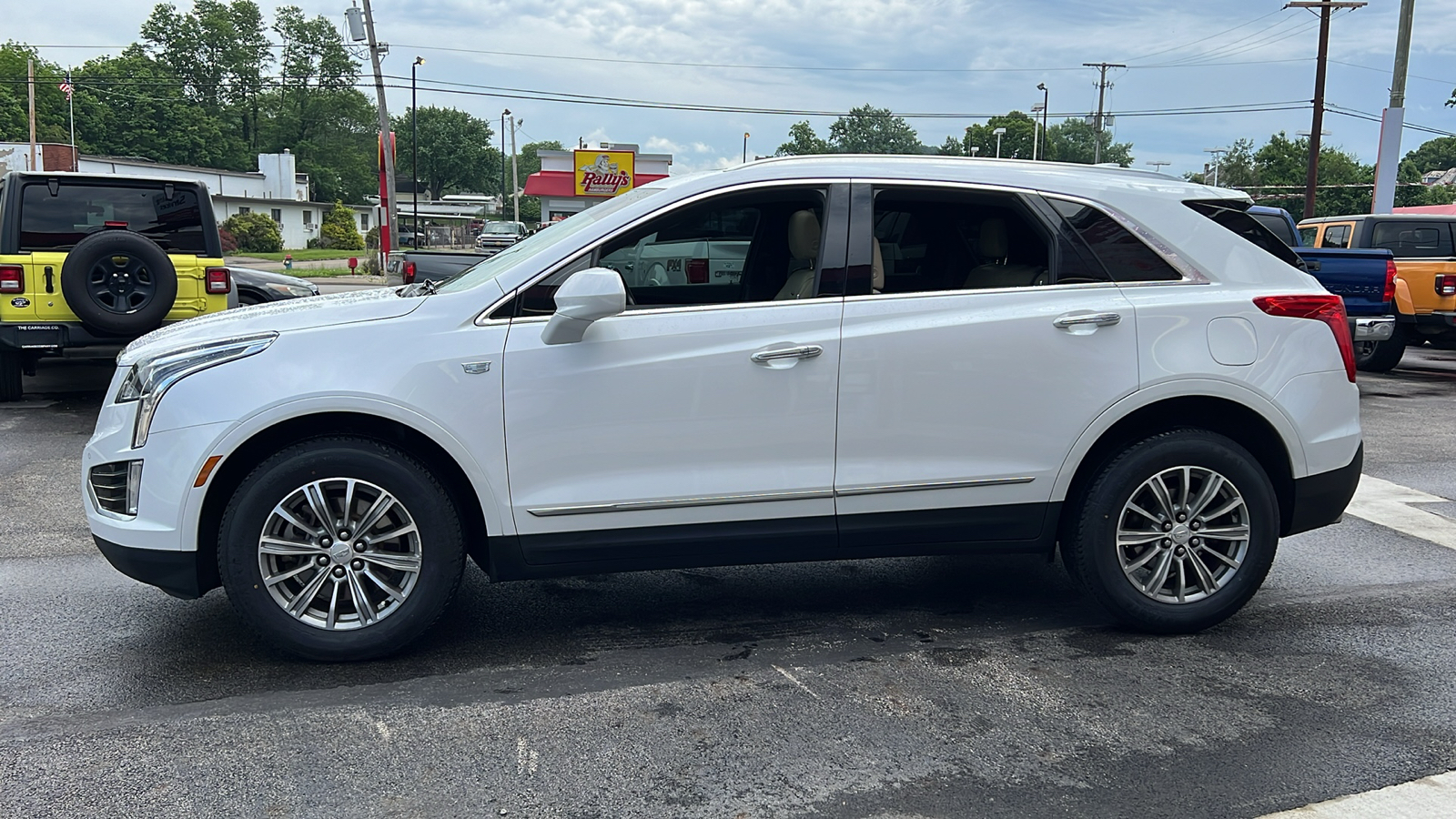 2017 Cadillac XT5 Luxury 4x4 4dr SUV 5