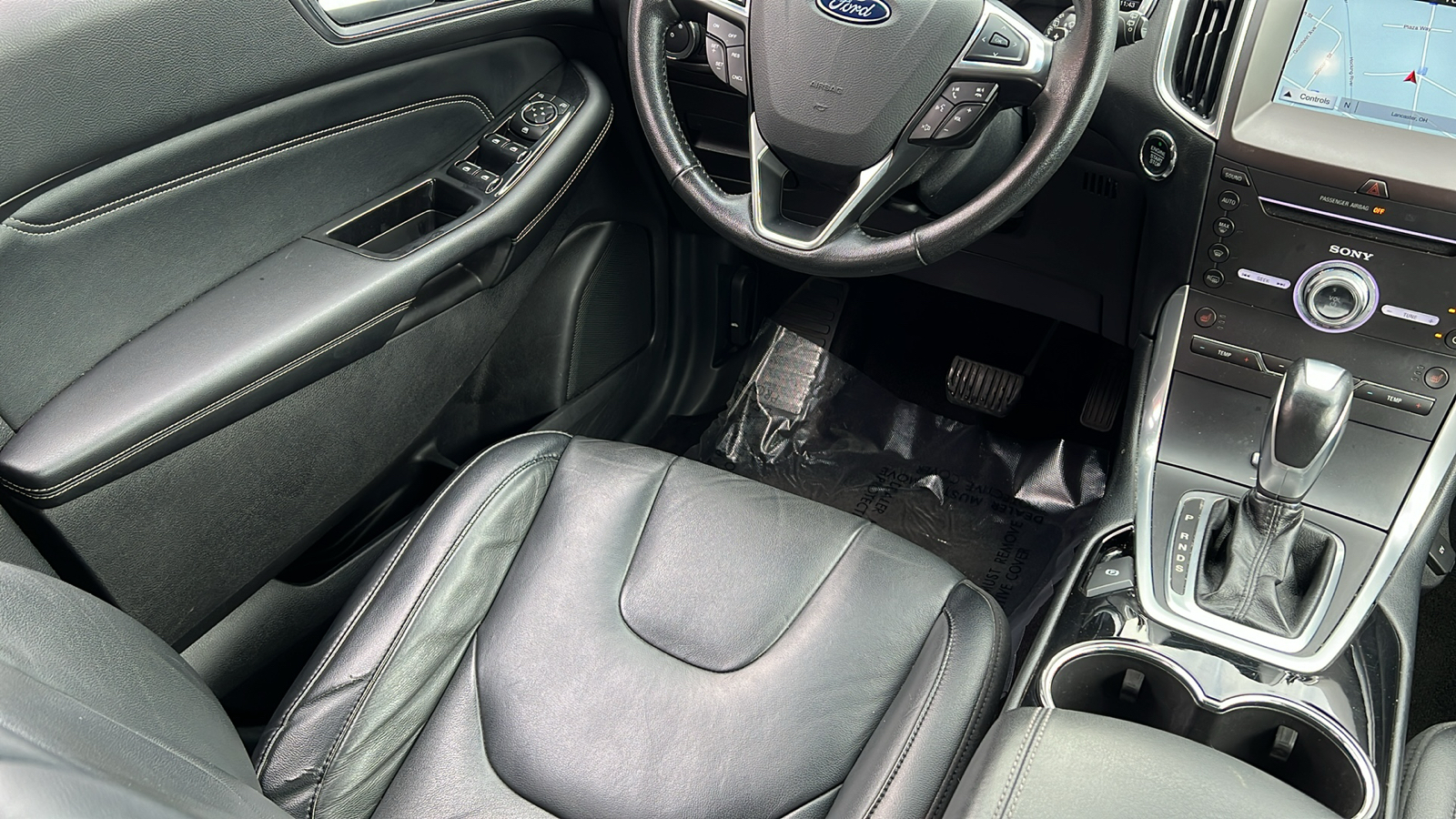 2017 Ford Edge Titanium AWD 4dr Crossover 28
