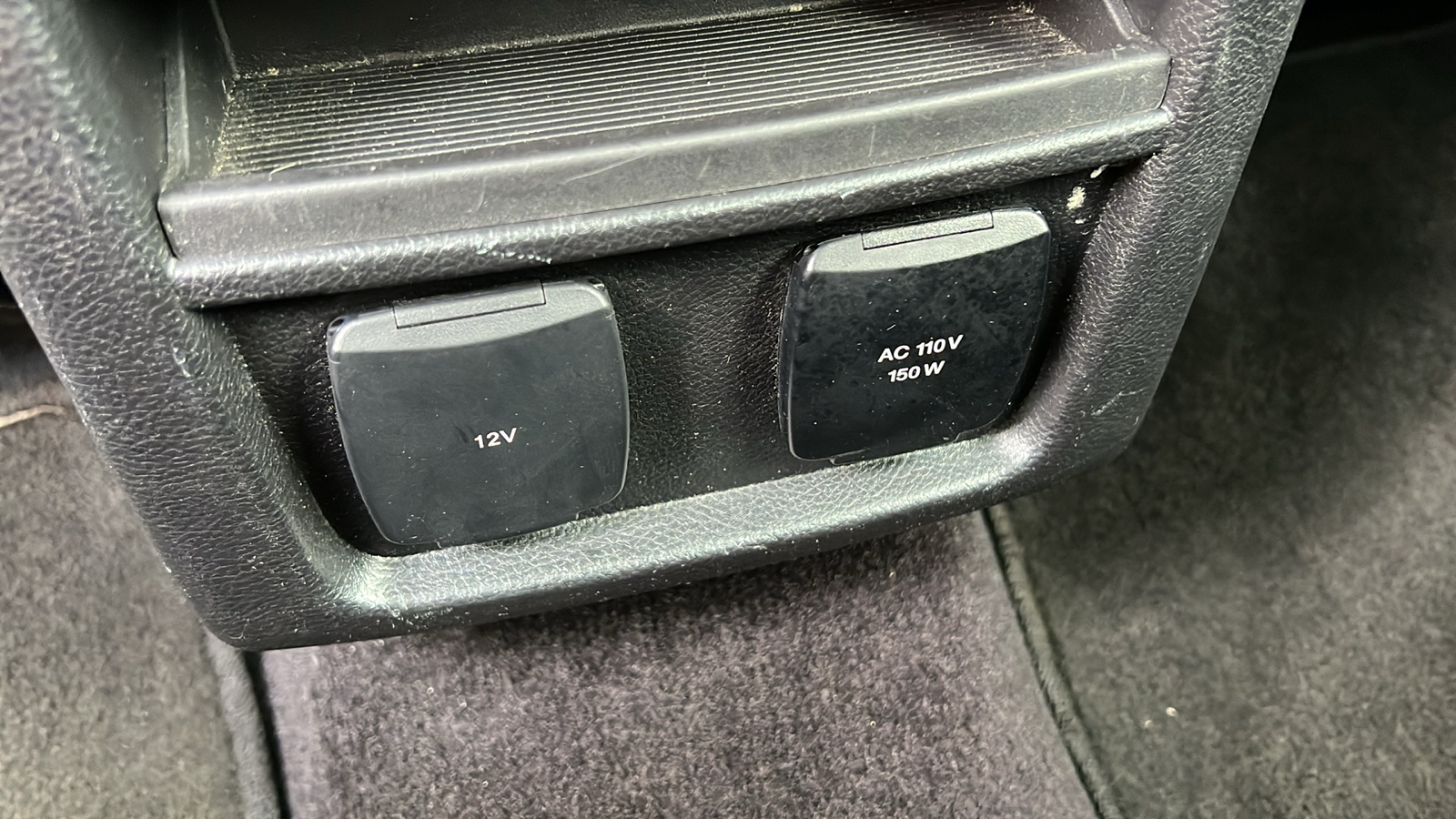 2017 Ford Edge Titanium AWD 4dr Crossover 30