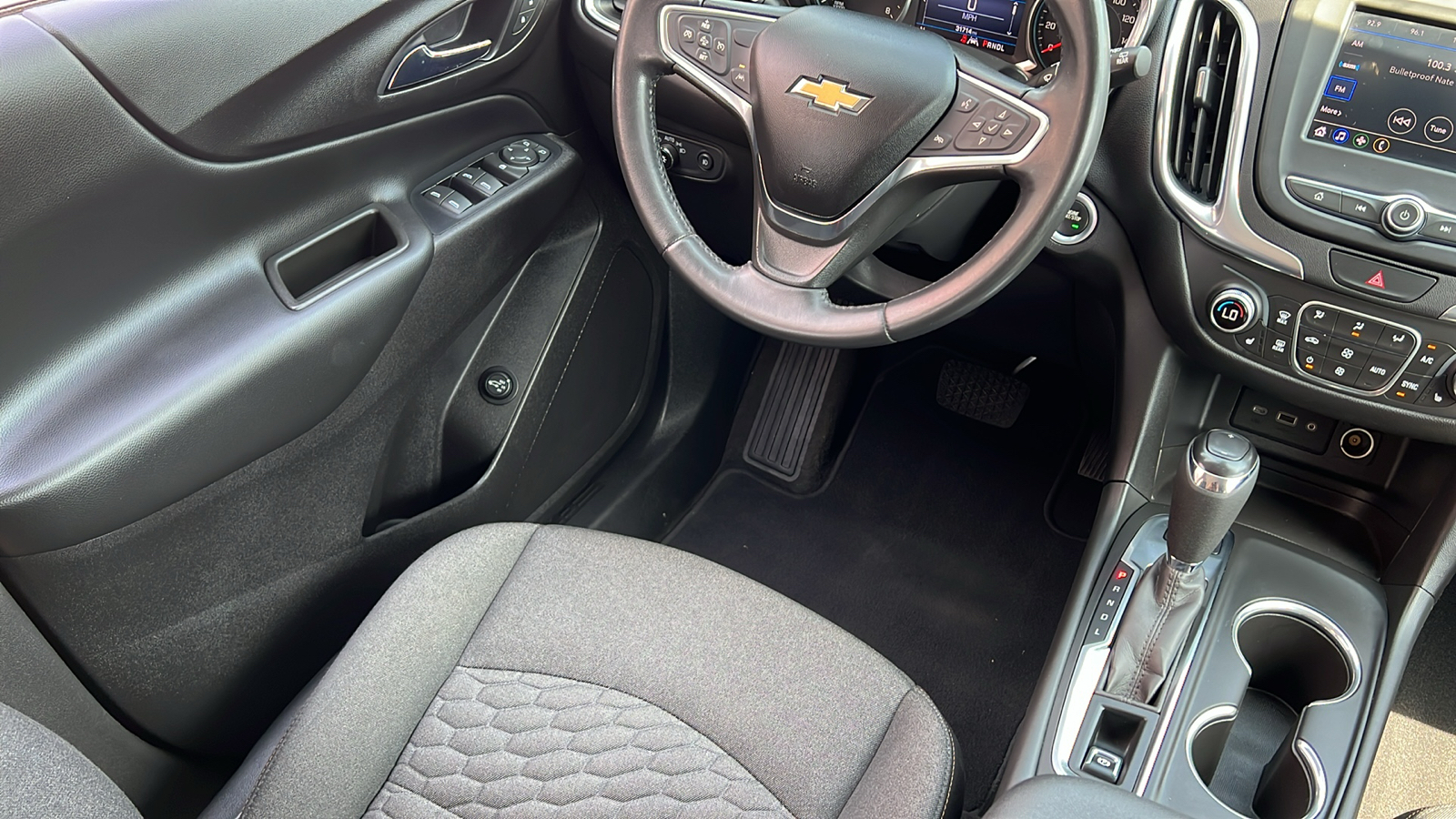 2020 Chevrolet Equinox LT 28