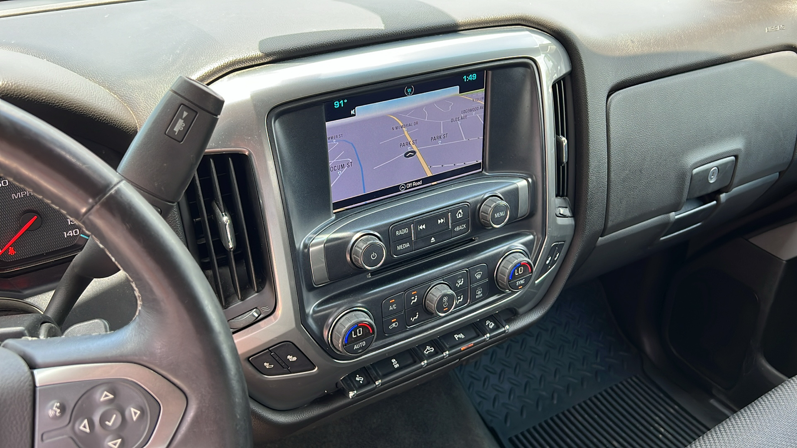 2016 Chevrolet Silverado 2500HD LT 23