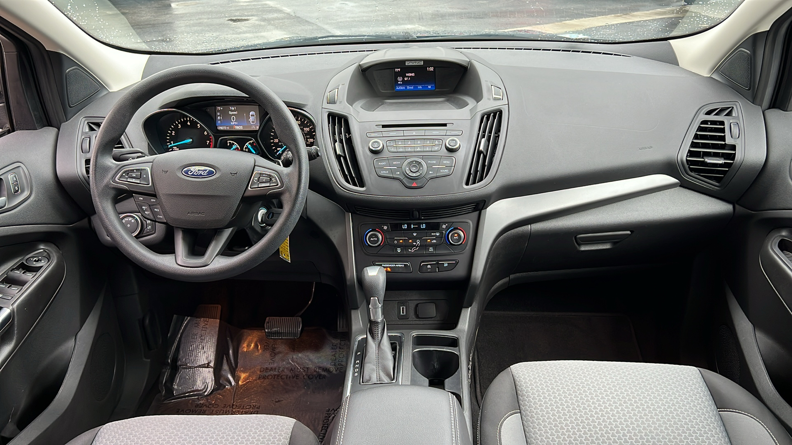 2017 Ford Escape SE 26
