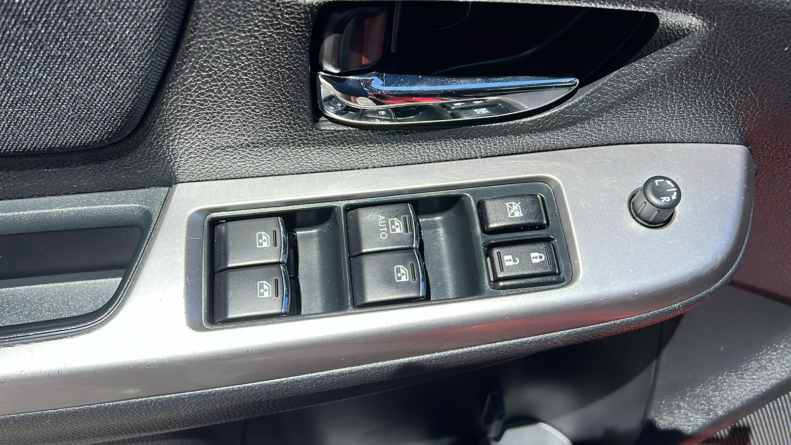 2015 Subaru Impreza 2.0i Premium 13