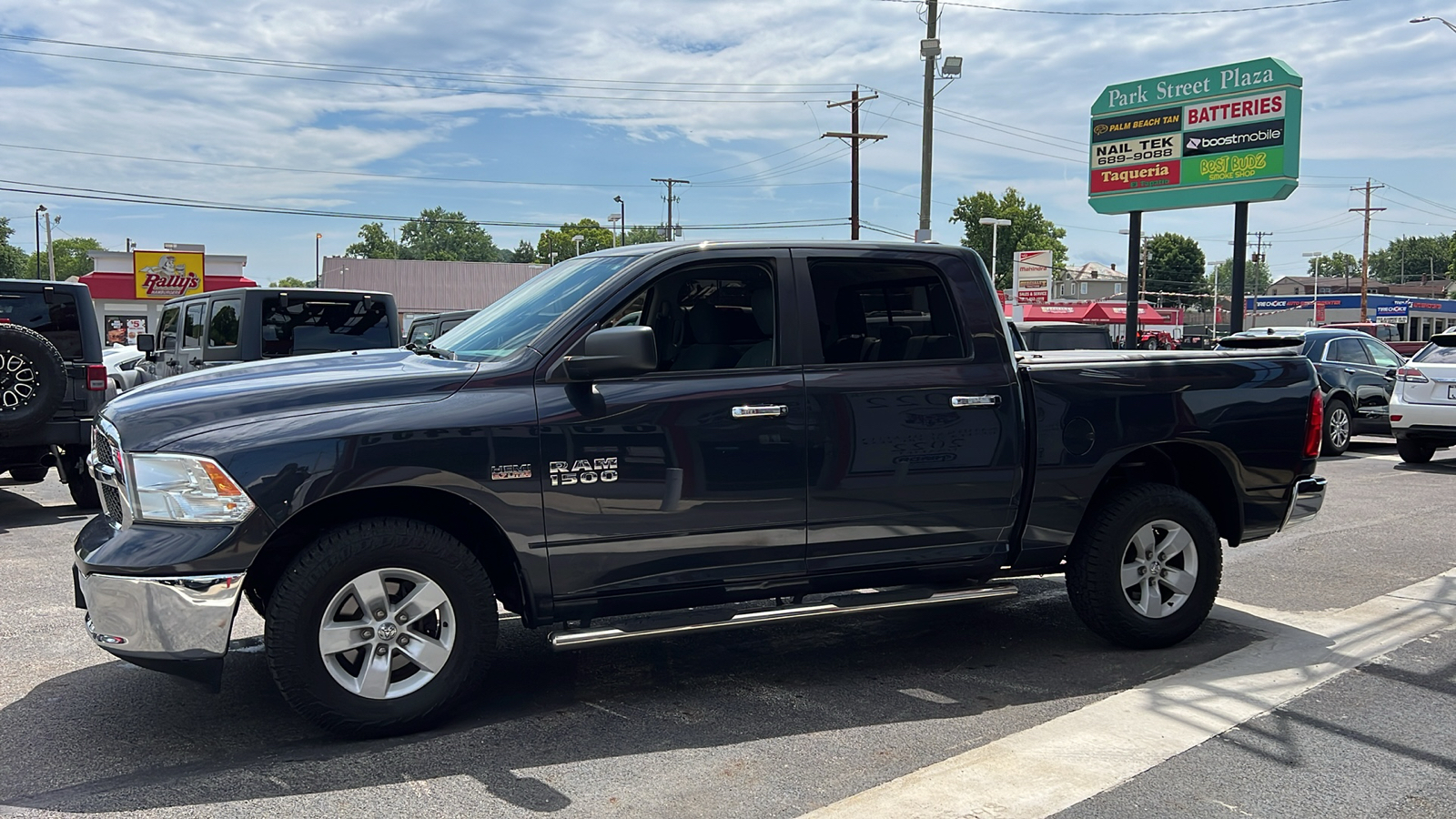 2016 Ram 1500 SLT 5