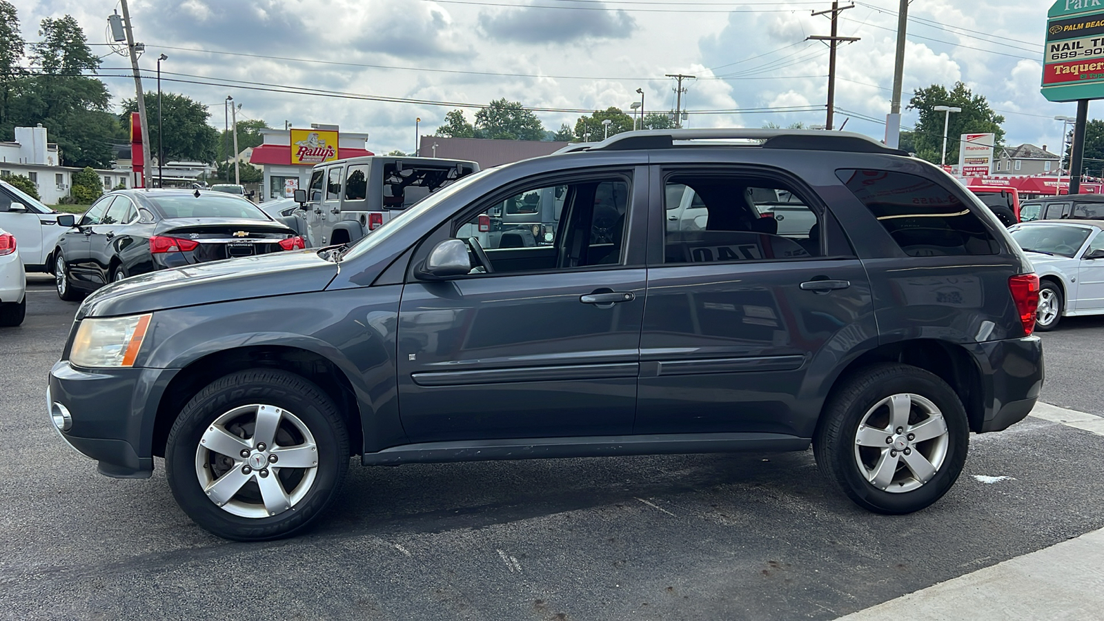 2009 Pontiac Torrent Base 4