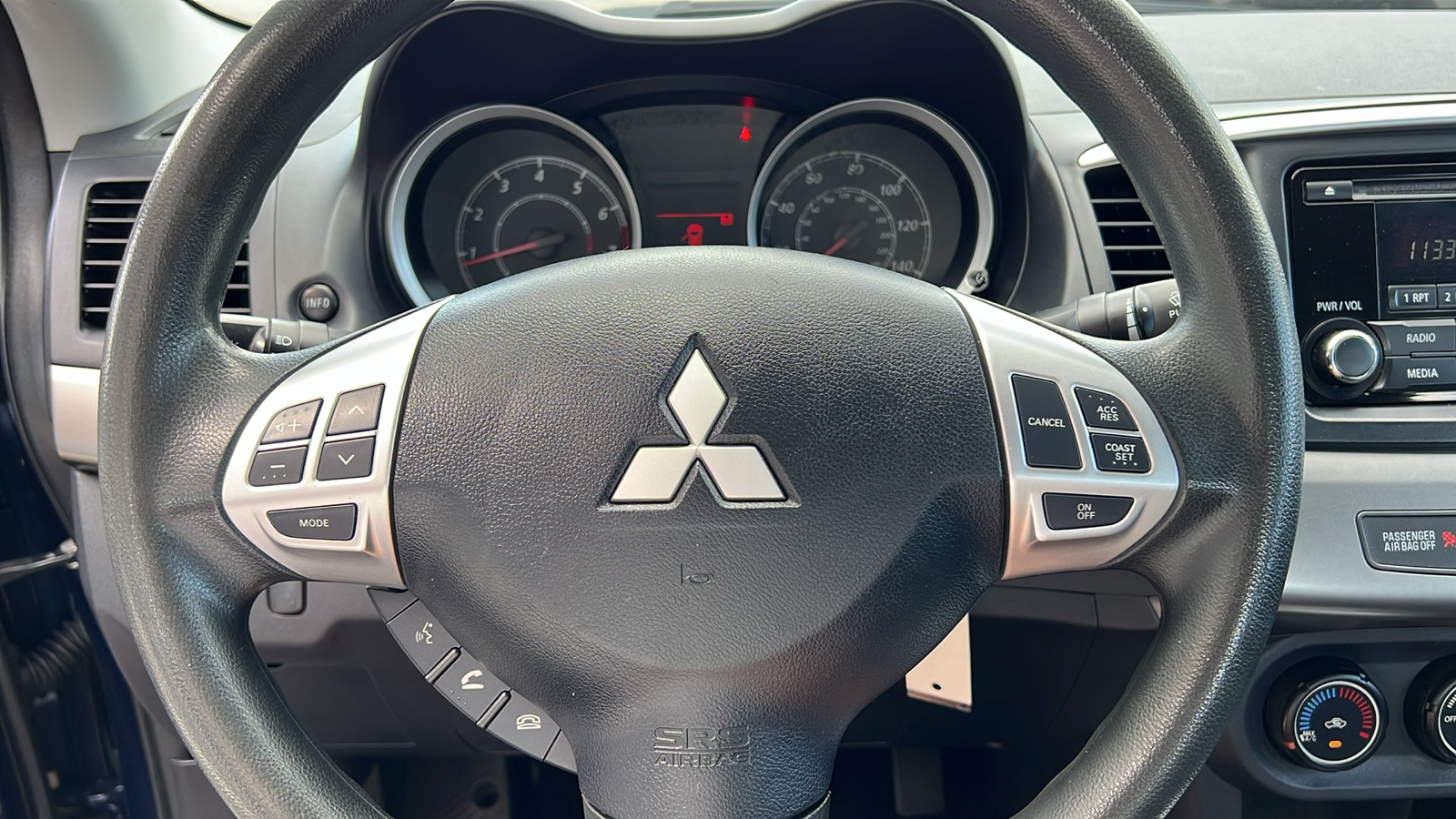 2014 Mitsubishi Lancer ES 15