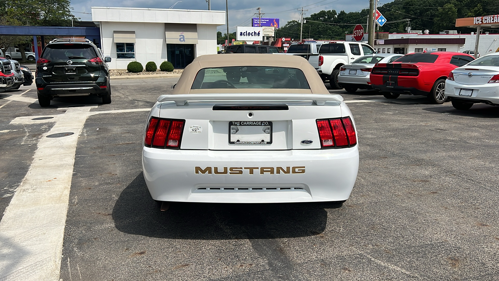 2004 Ford Mustang Deluxe 6