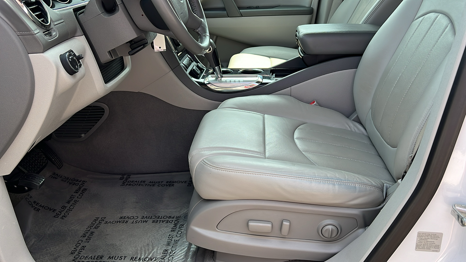 2017 Buick Enclave Leather 23