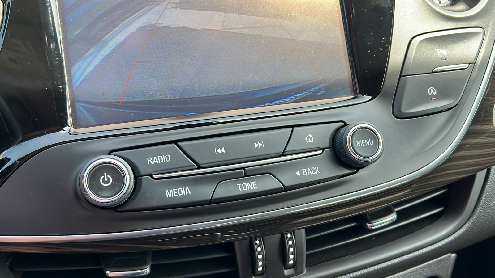 2019 Buick Envision Essence 20