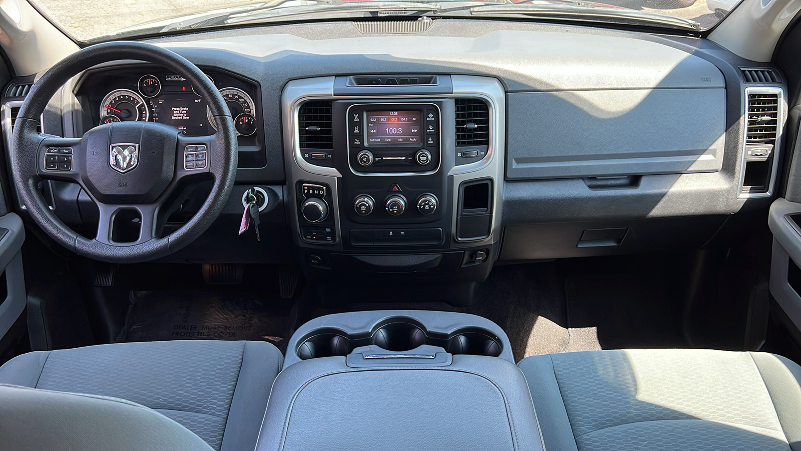 2013 Ram 1500 SLT 23