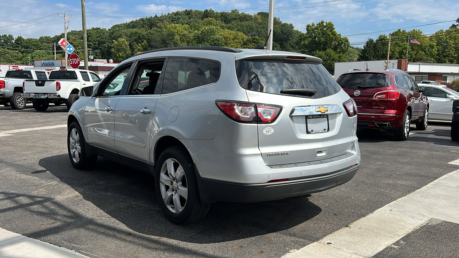 2017 Chevrolet Traverse LT 11