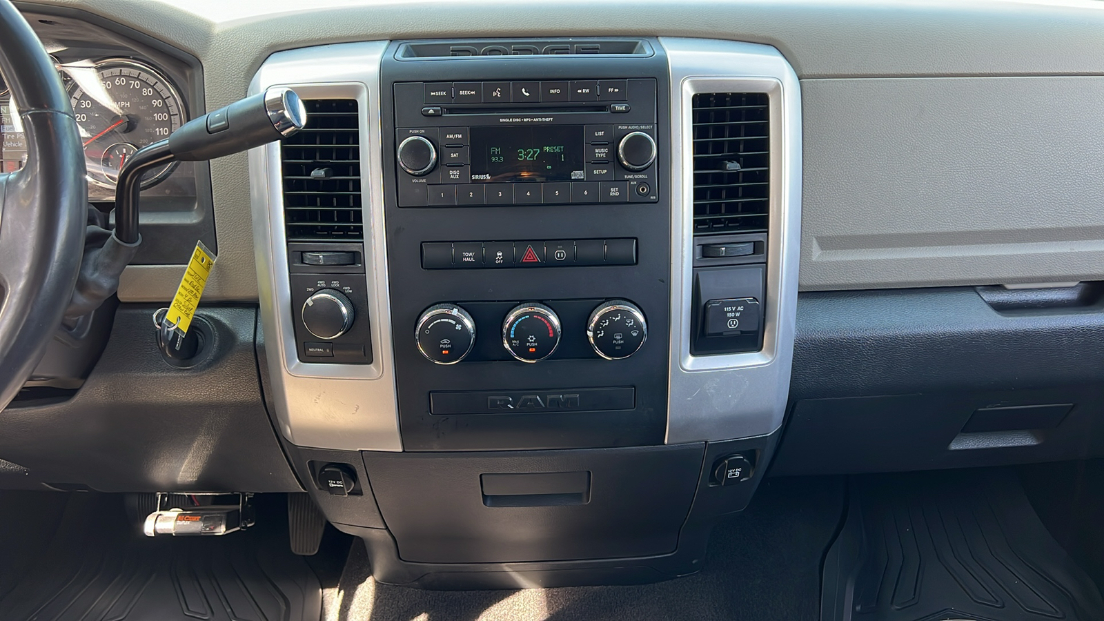 2012 Ram 1500 SLT 24