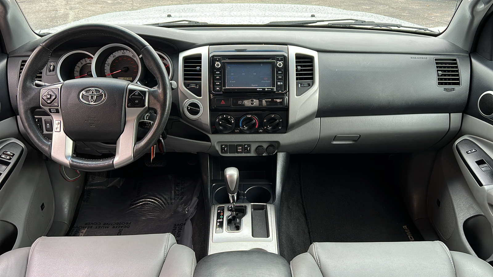 2014 Toyota Tacoma V6 26