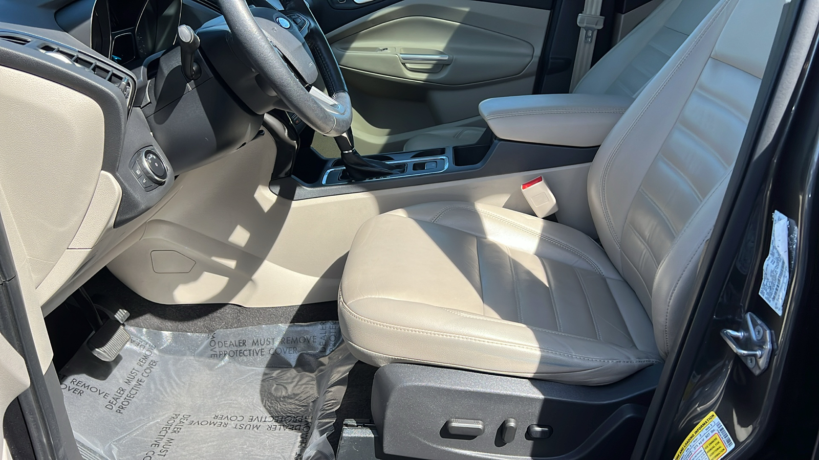 2018 Ford Escape Titanium 23