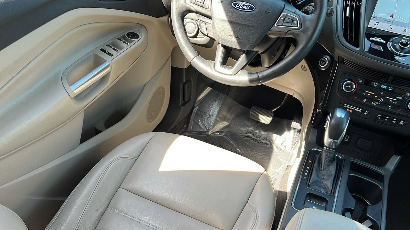 2018 Ford Escape Titanium 28