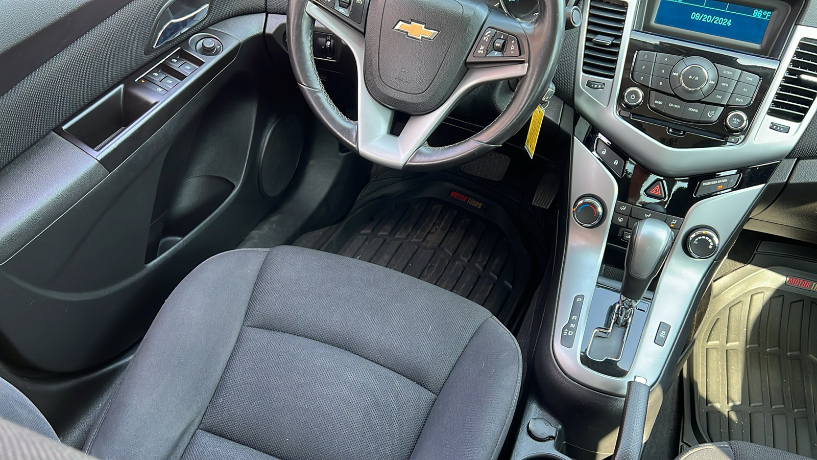 2014 Chevrolet Cruze 1LT Auto 26