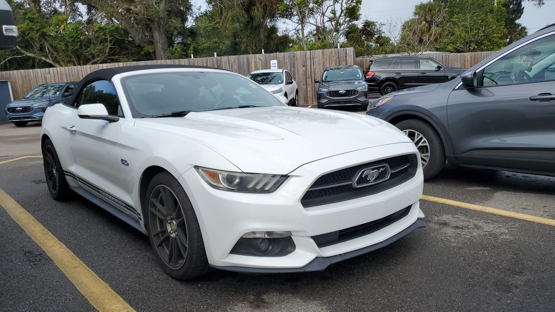 2015 Ford Mustang GT Premium 2